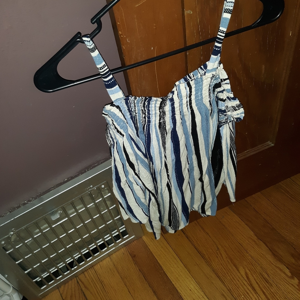 Shirt - Picture 2 of 4